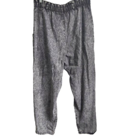 Cherokee Vintage Black Acid Wash Mom Jeans - Picture 4 of 14